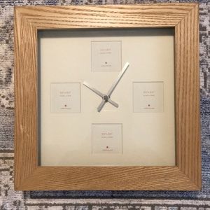 NWOT Red Envelope Photo Wall Clock